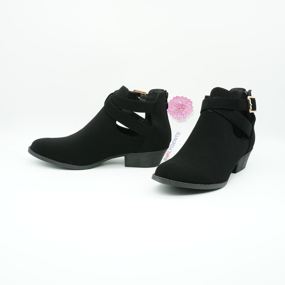 Top Moda Black 8.5M Bootie NEW